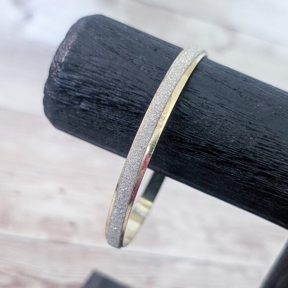 Gold Tone with Glitter Bracelet - Condition Issues - Picture 2 of 8